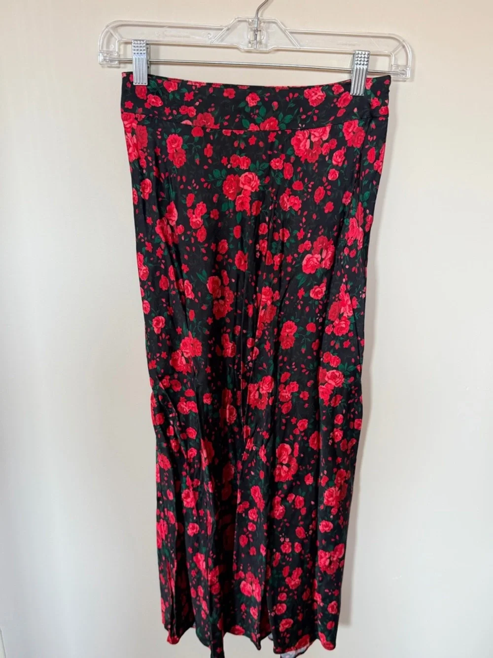 Sezane Sandy Skirt Red Roses - Size 2